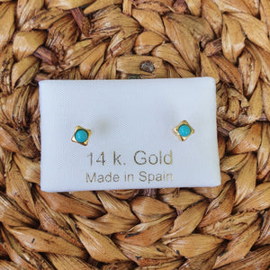 Aretes bolitas de turquesa cuadrados oro 14kt.