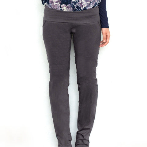 Pantalòn de bota recta color gris